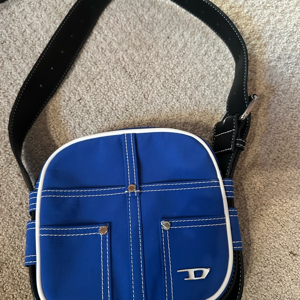 DIESEL Blue Messenger Crossbody Bag with Contrast Trim